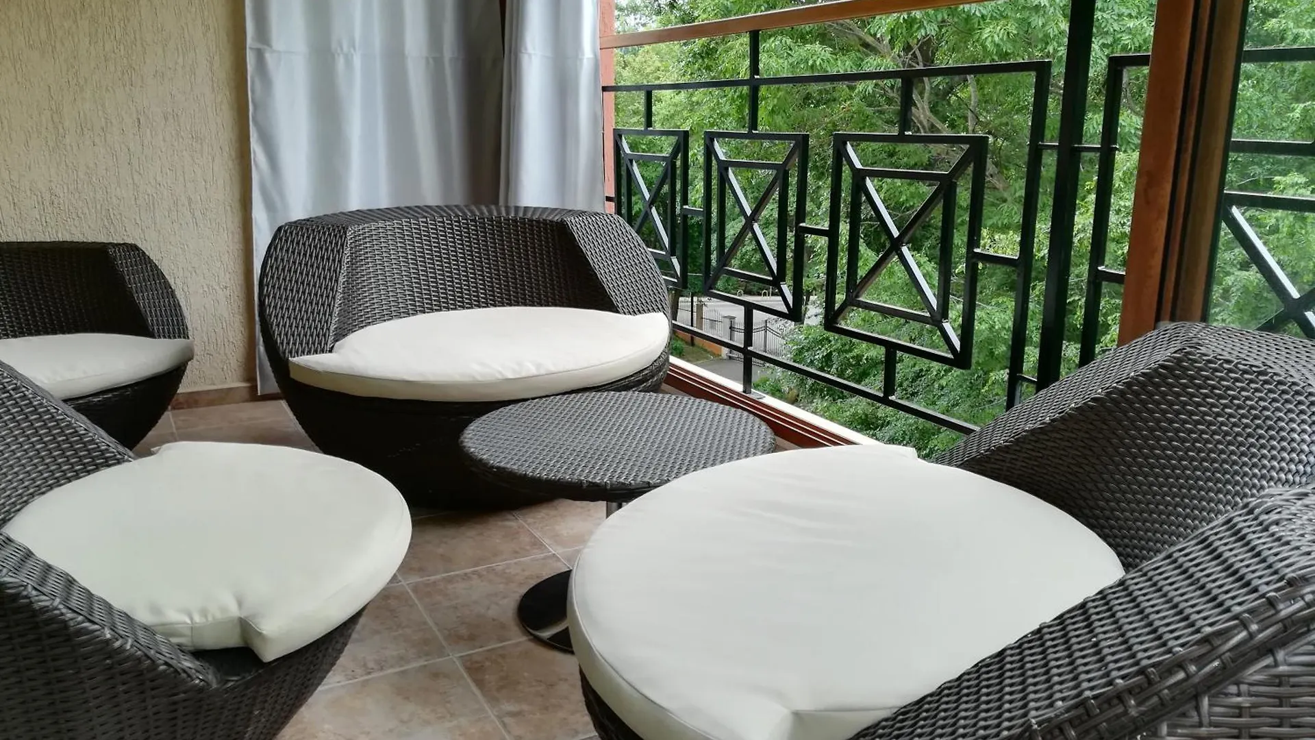Sunrise Complex Apartments Golden Sands Bulgaria